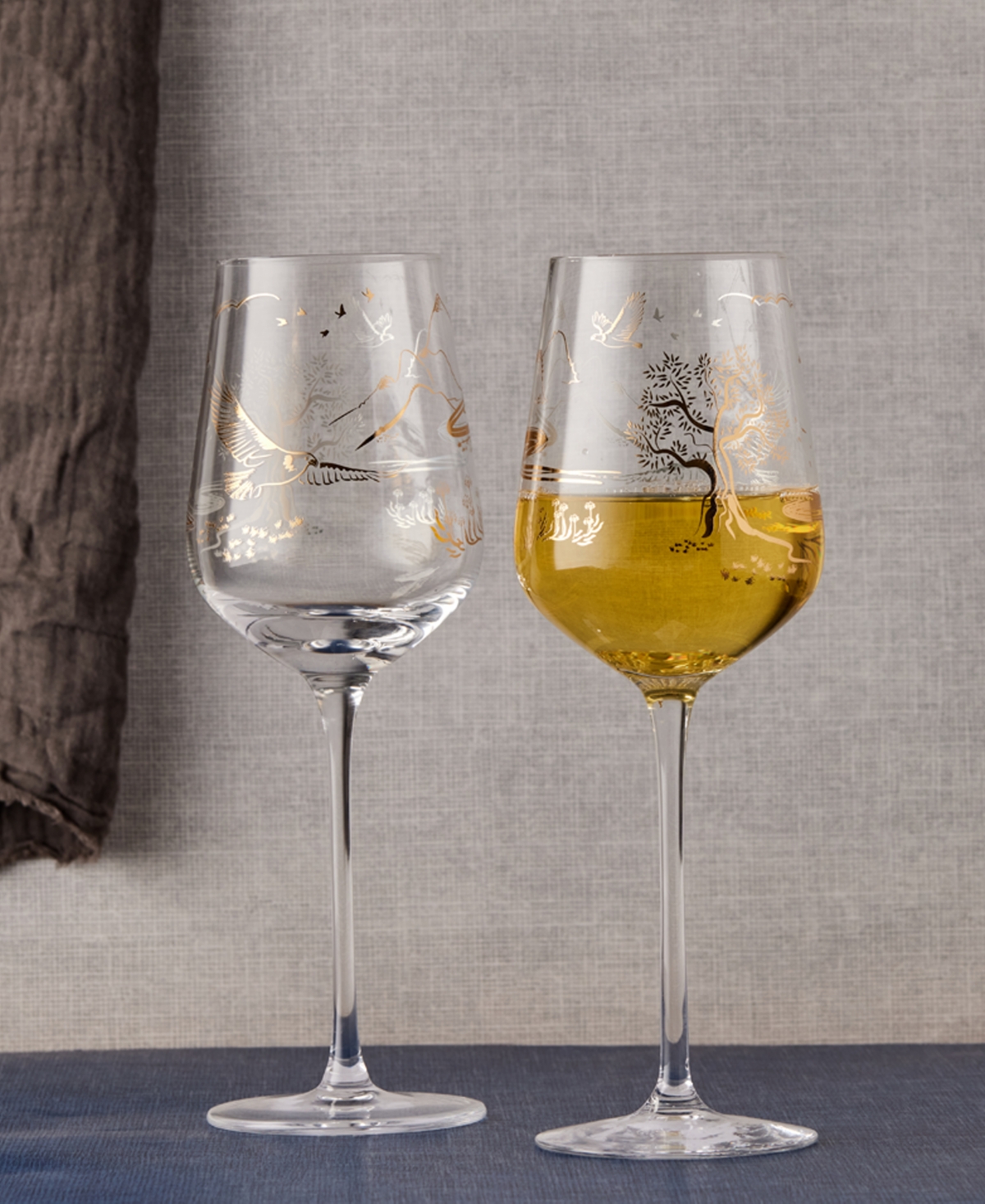 Anton Studio Designs Skye Wine Glasses, Set Of 2 In Gold