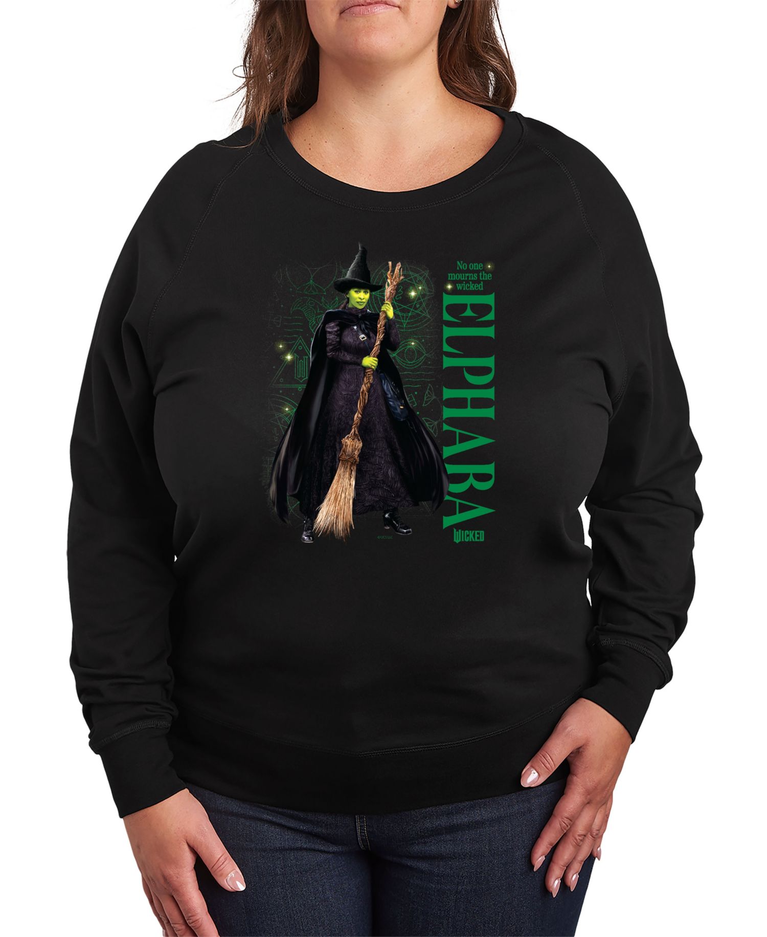Plus Size Wicked Elphaba Graphic Pullover T-Shirt
