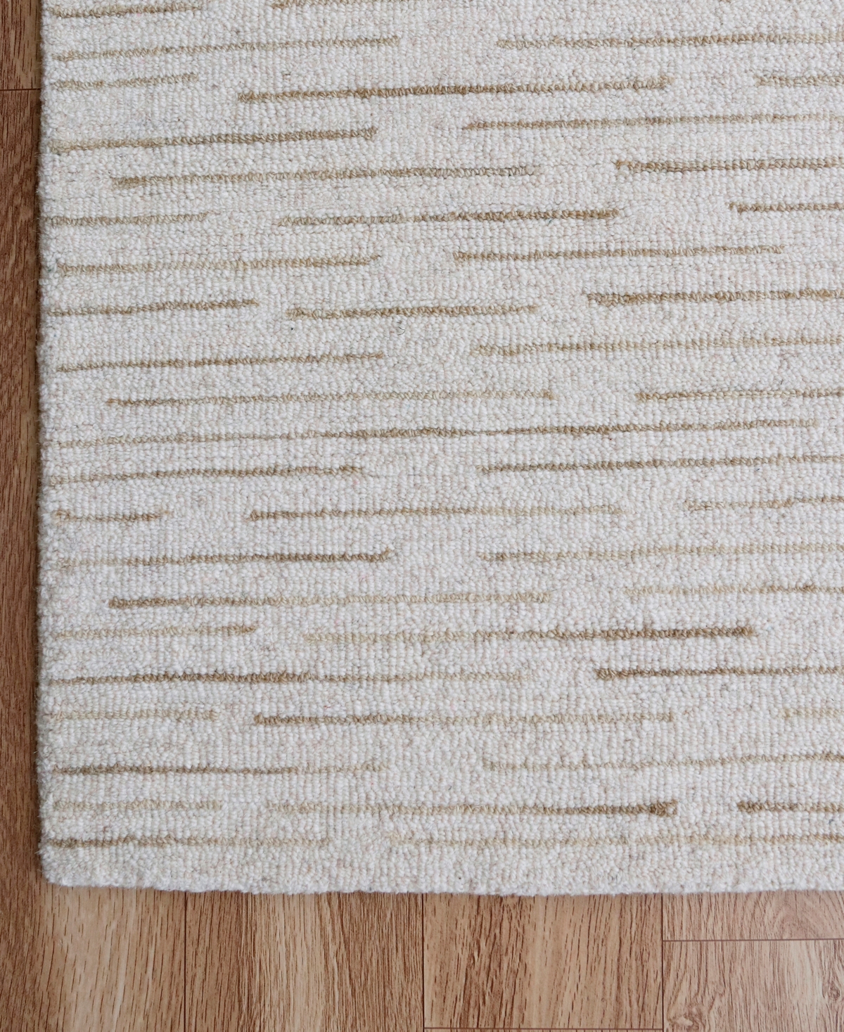 Lr Home Hans Hns8178a 7'9" X 9'9" Area Rug In Ivory