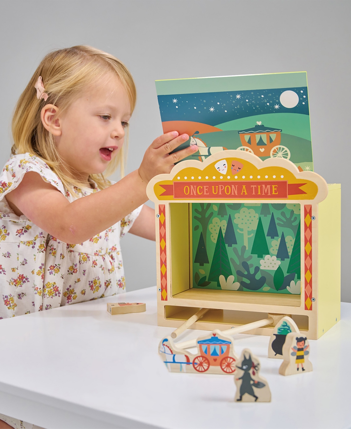 Mentari Toys Wooden Tabletop Theatre In Multi