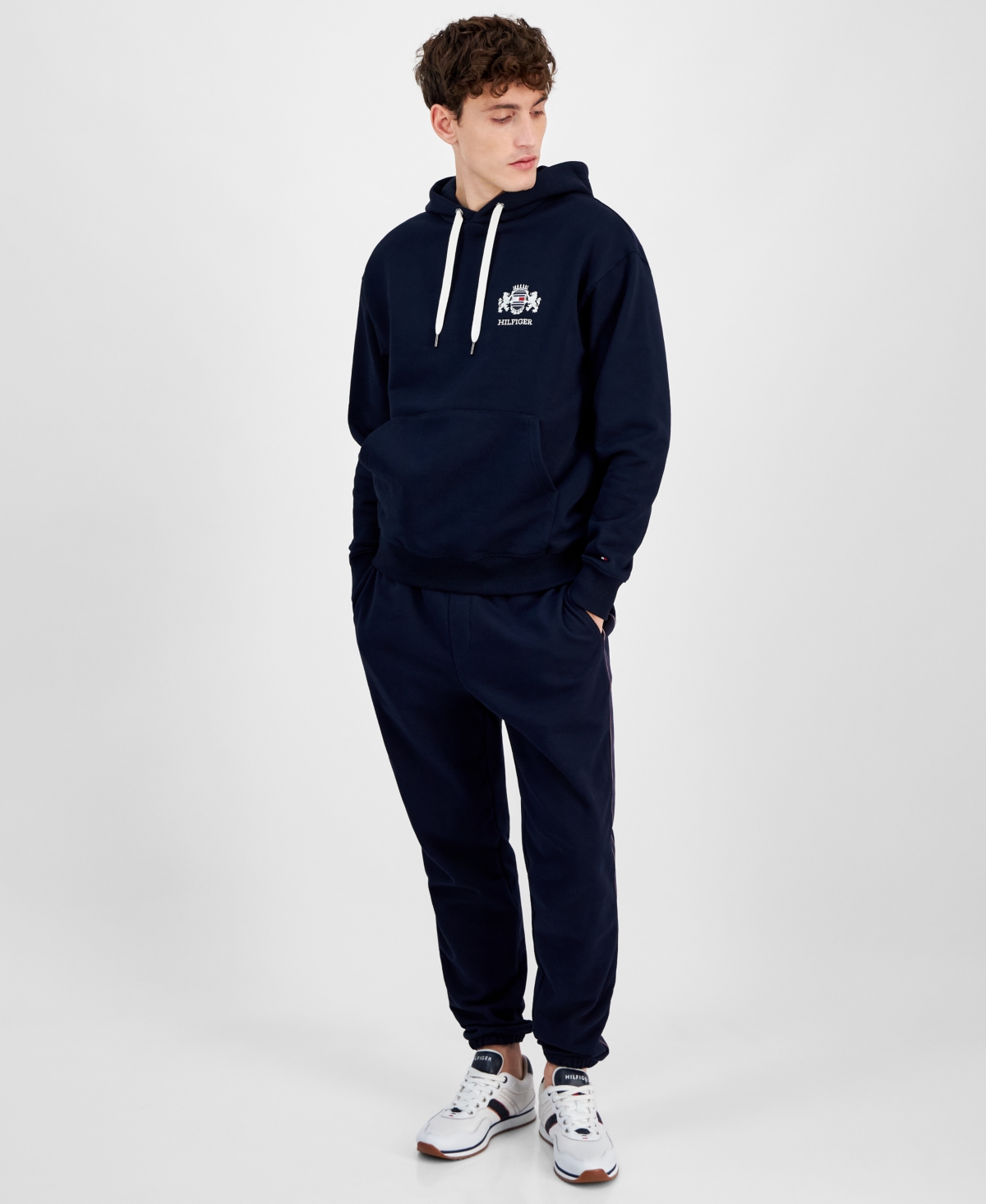 Tommy Hilfiger Men's Embroidered Hilfiger Crest Hoodie