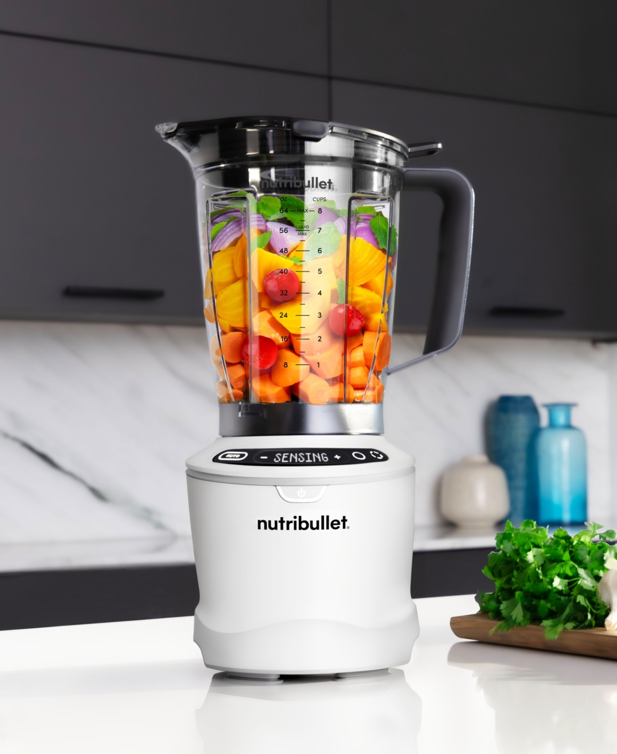Nutribullet 1400 Watts Smartsense Blender In Matte White