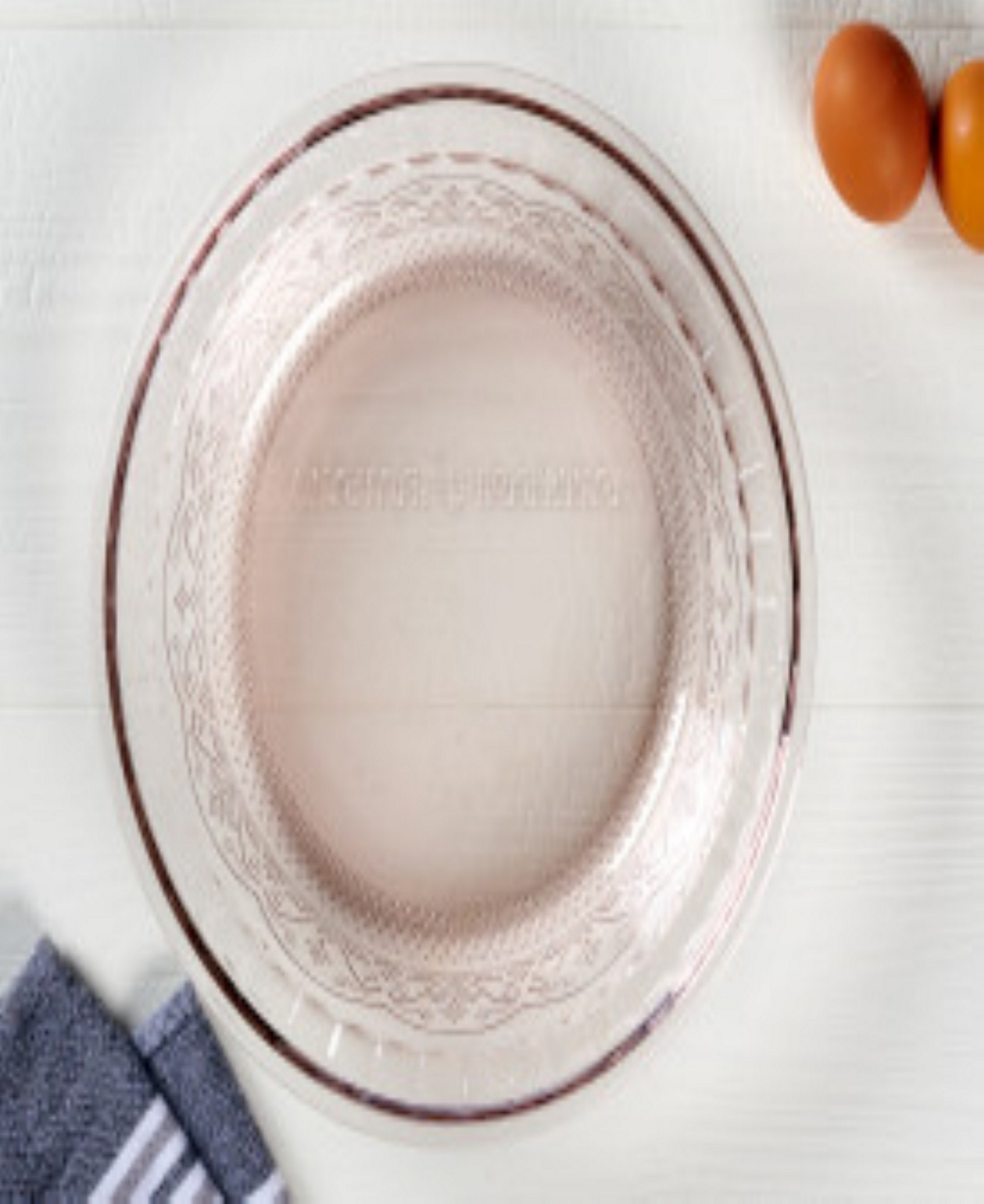 Anchor Hocking 9.25" Laurel Embossed Pie Dish In Rosewater