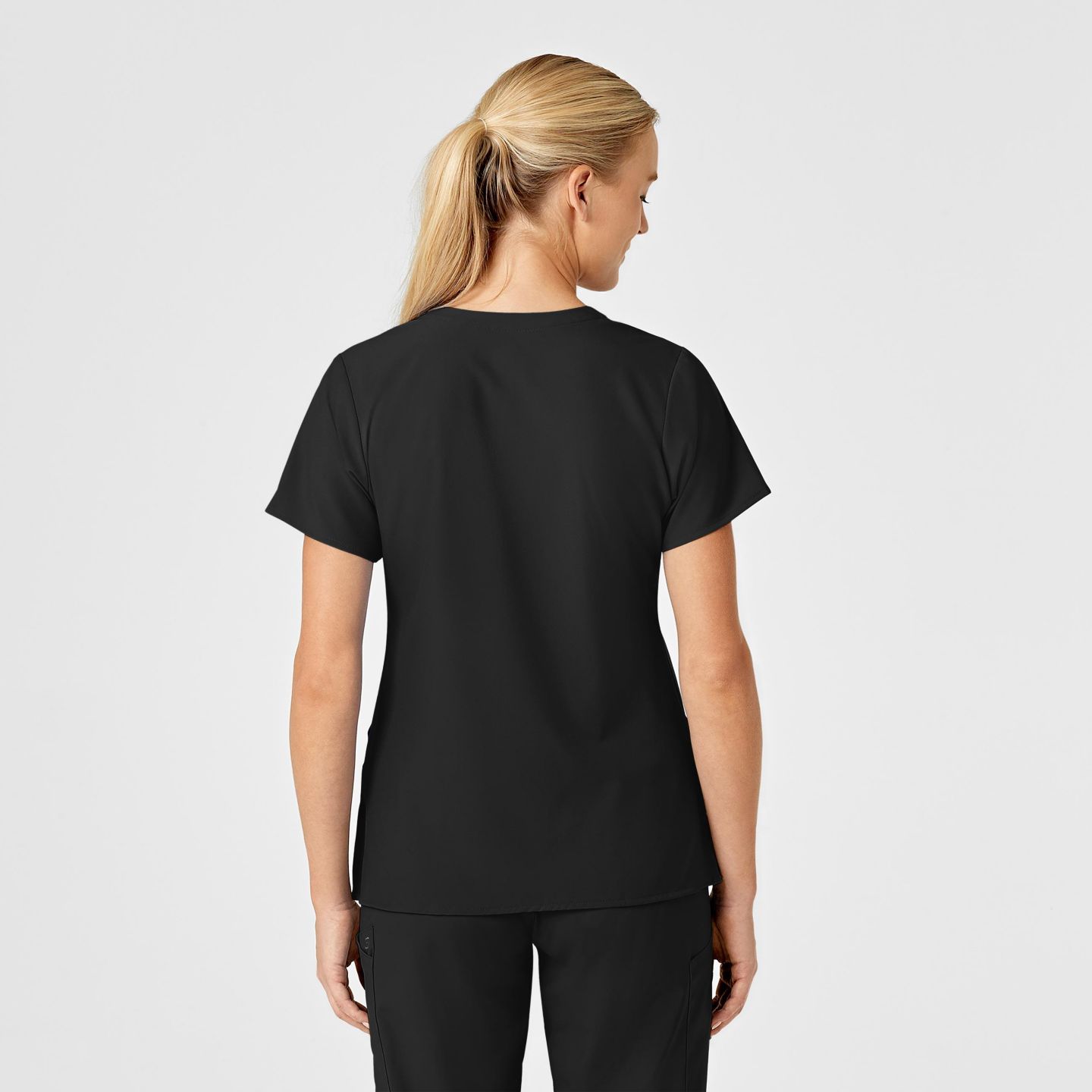 Женский топ Wink Plus Size W123 Stylized V-Neck Scrub, цвет: Чёрный — фото 3