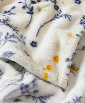 Wildflower Plush Throw, 50" x 70"