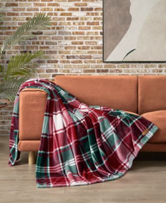 Plaid Plush Throw, 50" x 70"