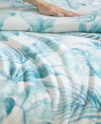 Ultra Soft Plush Fleece Throw, 70" x 50"