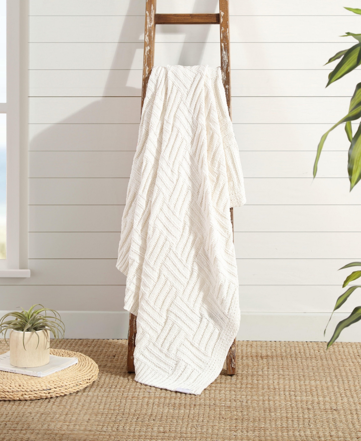 Tommy Bahama Home Chain Basket Knit Throw, 60" X 50" In White Night