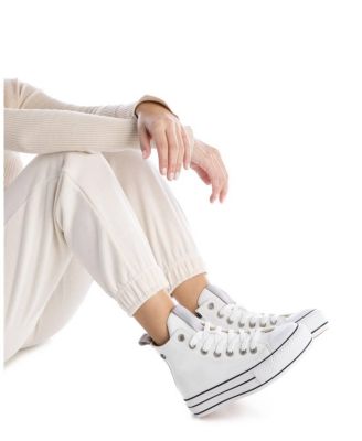 Women's Casual High Top Sneakers By XTI