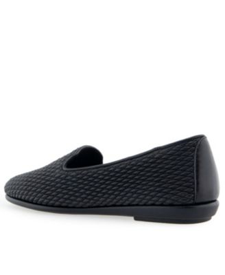 Women's Betunia Casual Flats