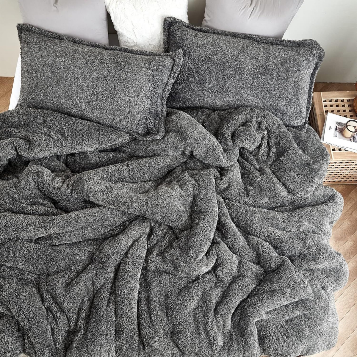 Coma Inducer Oversized Comforter - The Original Plush -- Frosted polar marsh