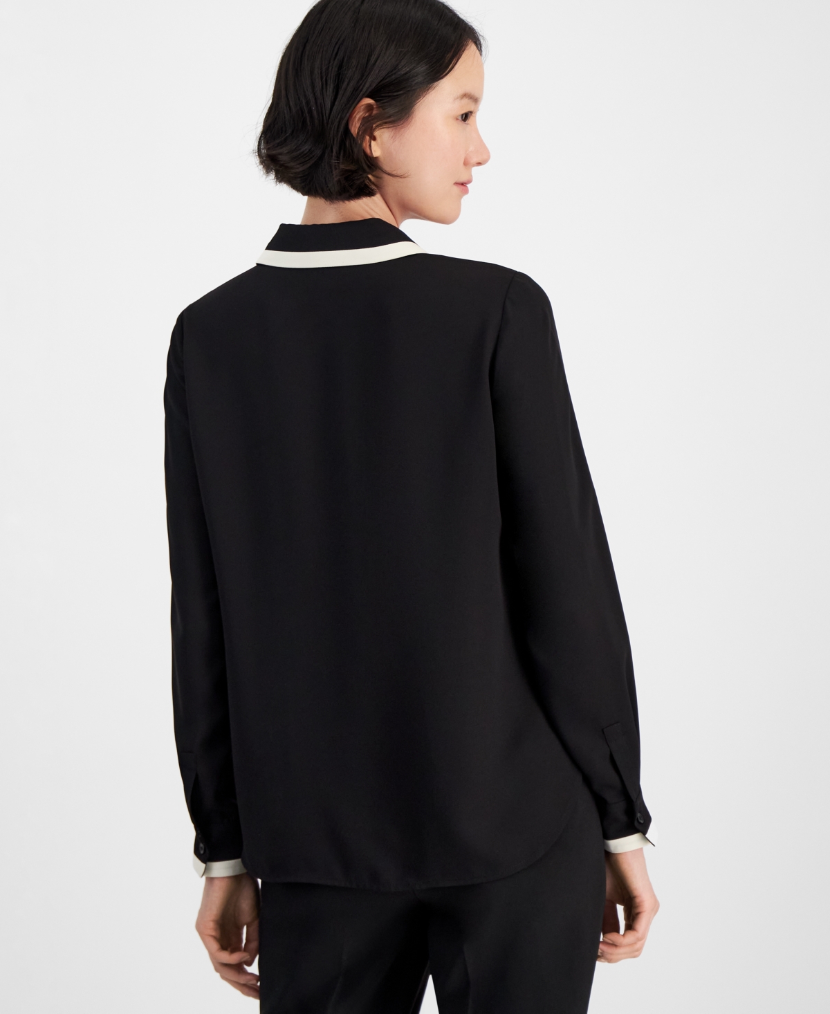 Shop Anne Klein Women's Contrast-trim Button-front Blouse In Anne Black