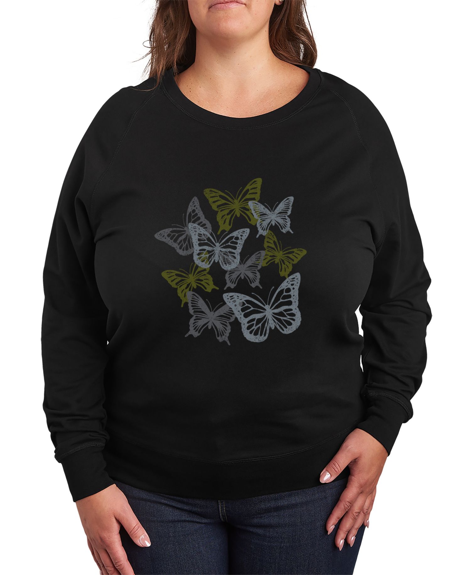 Plus Size Trendy Grunge Butterfly Graphic Pullover Top