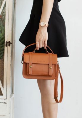 Women Vintage Genuine Leather Flap Bag Crossbody Victoria Hyde Cambridge satchel