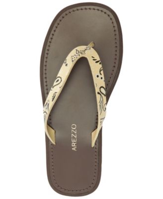 Women's Paislee Round Toe Flat Sandals