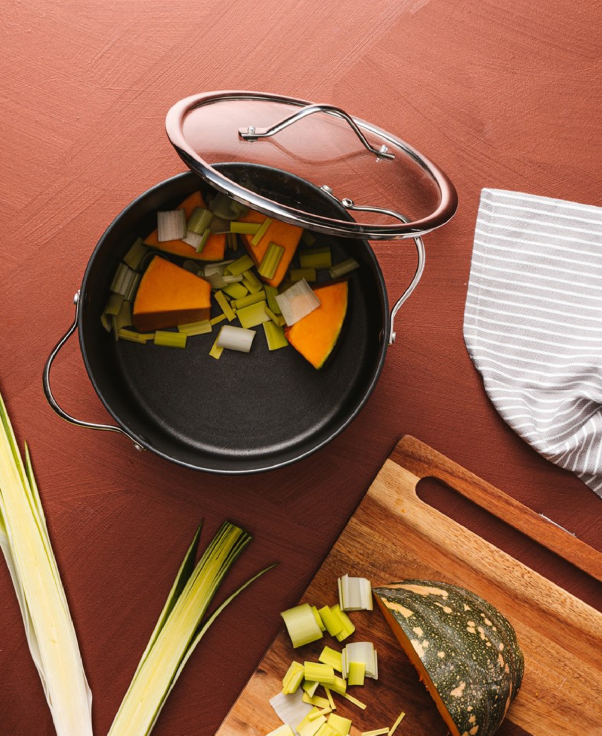 Cuisine::pro Id3 9.5" Hard Anodized Cast Casserole In Black