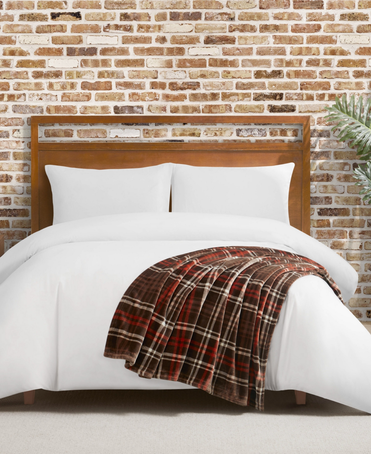 Lucky Brand Camper Plaid Cozy Plush Throw, 50" X 70" In Brown