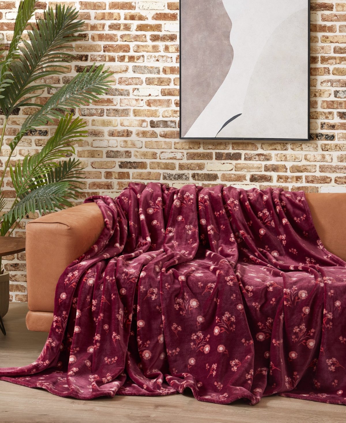 Lucky Brand Daisy Floral Cozy Plush Blanket, Full/queen In Red