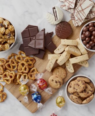 VIP Elegance Gift Basket, 11 Piece