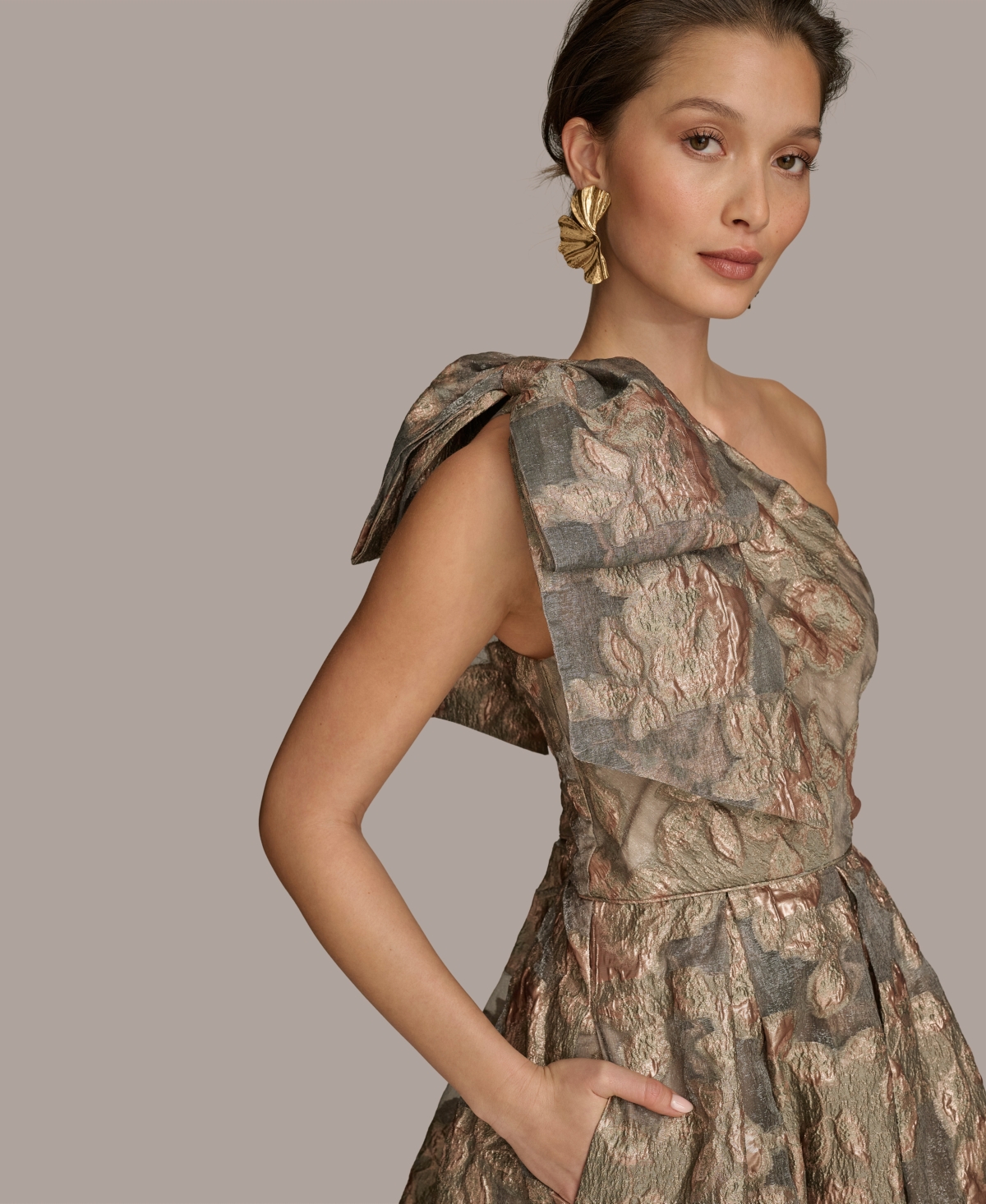 Donna Karan New York One-shoulder Metallic Jacquard Gown In Multi