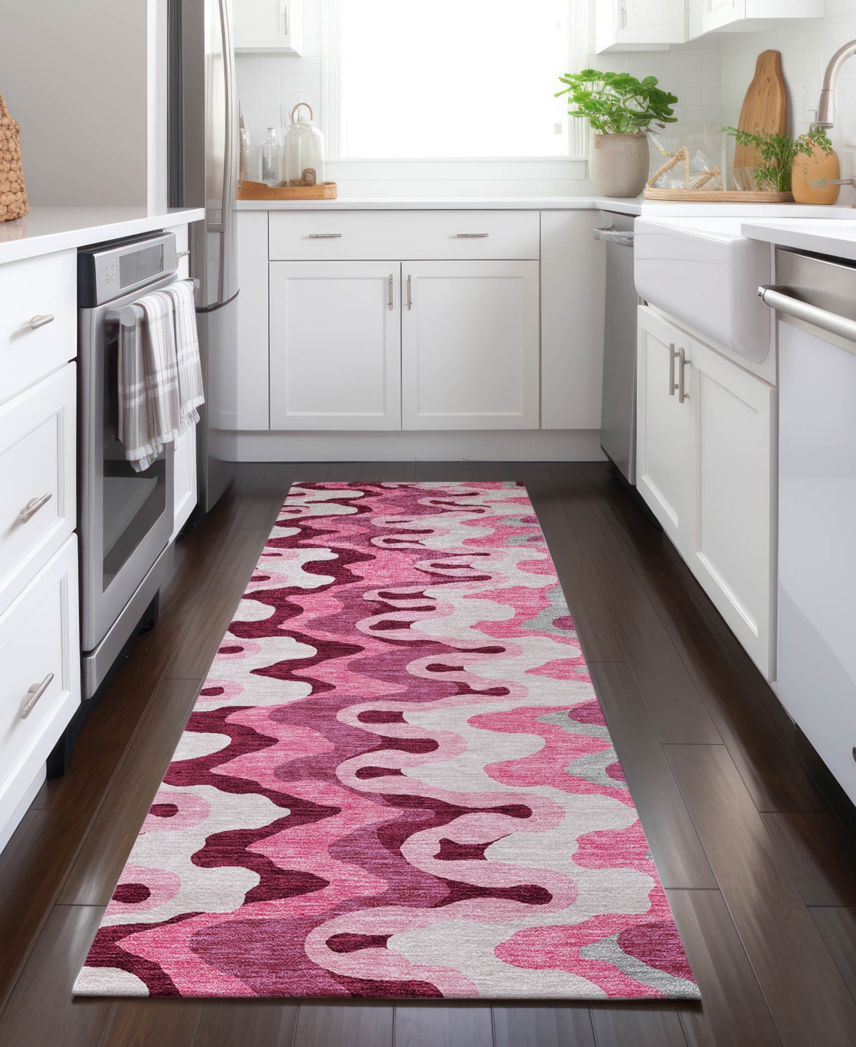 Addison Chantille Acn750 2'3"x7'6" Runner Area Rug In Rose