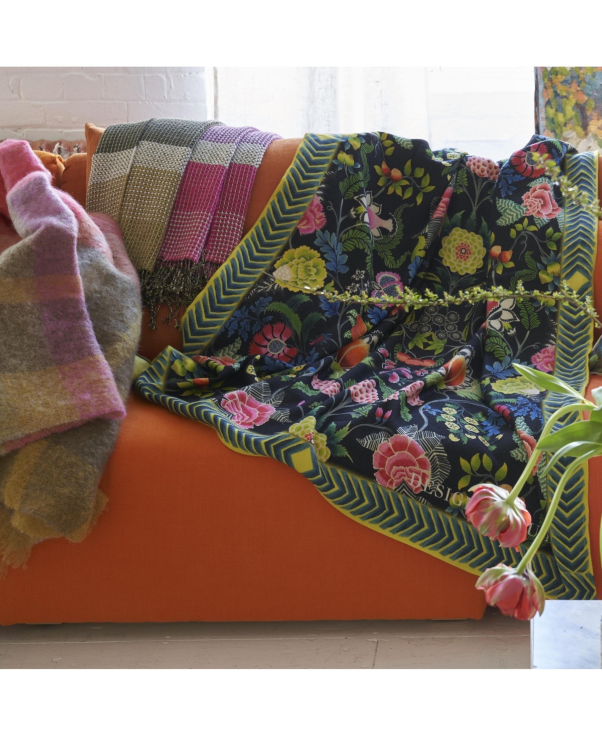 Designers Guild Brocart Decoratif Noir Merino Wool Throw - black, yellow