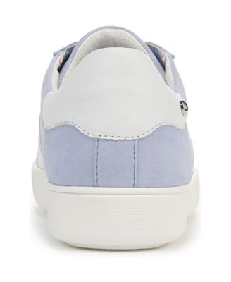 Women's Medina Round Toe Lace Up Sneakers