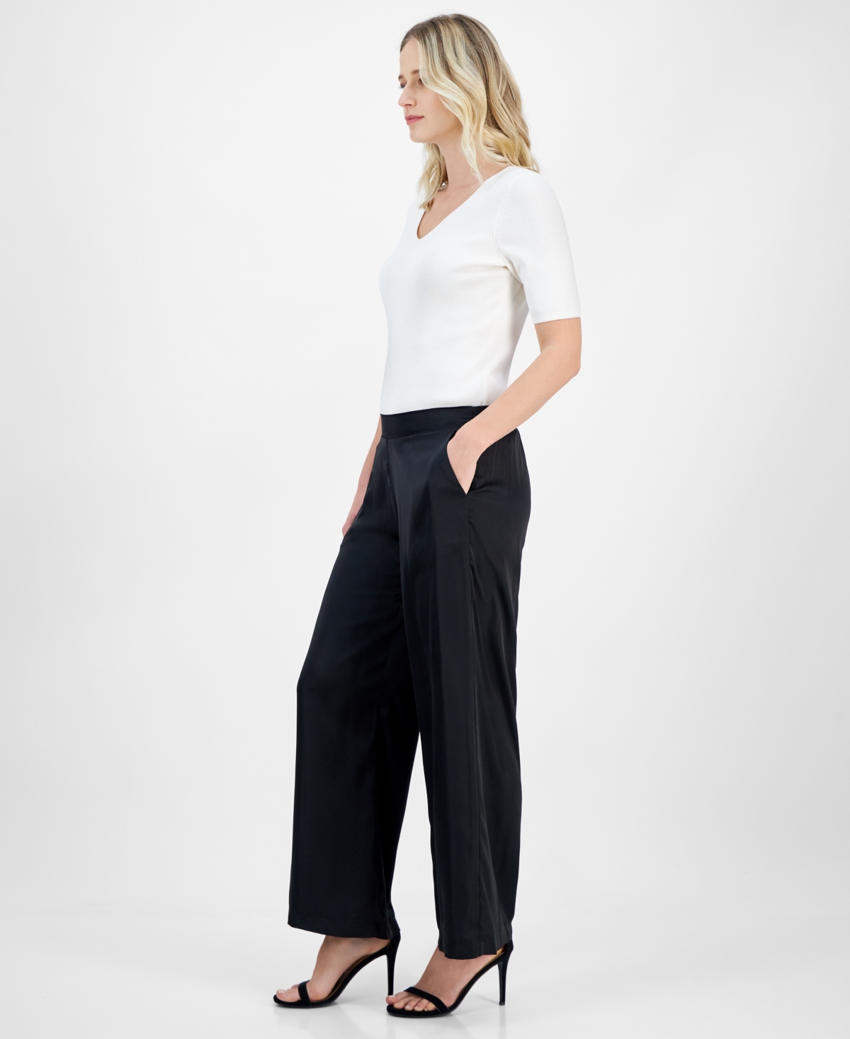 T Tahari Women's Pull-on Wide-leg Ankle Pants In Black