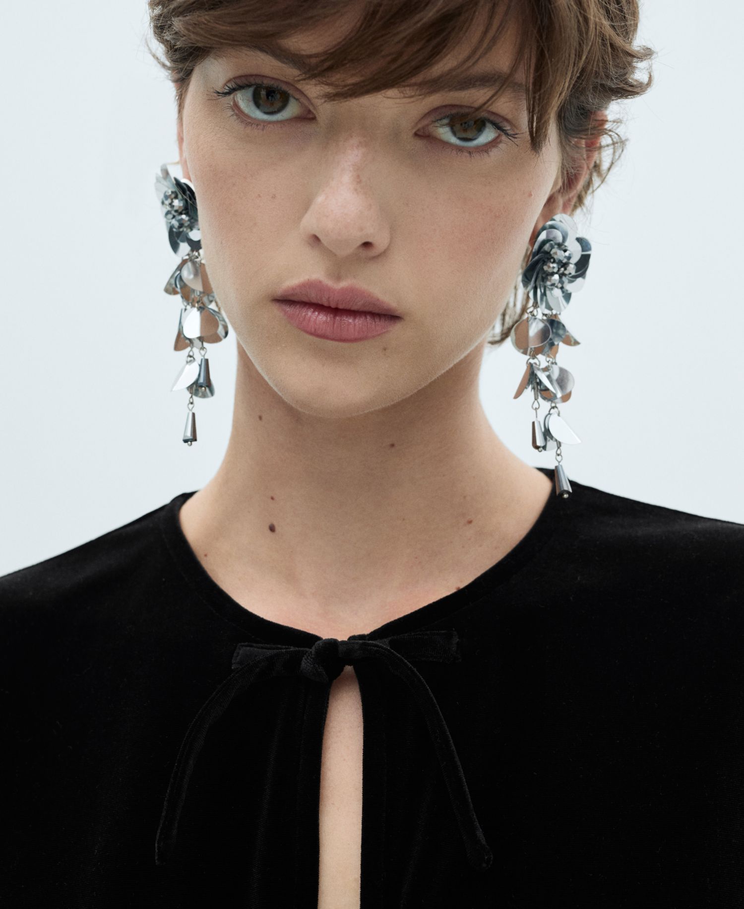 Women's Bows Detail Velvet Blouse