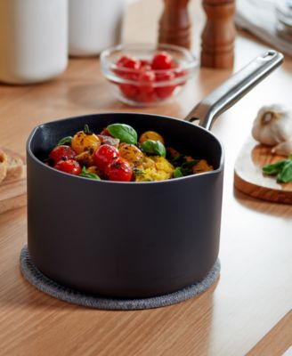 Hard-Anodized Nonstick 2.5-Quart Sauce Pan with Lid