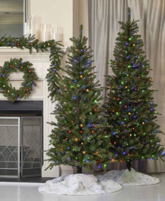 7' Pre-Lit Dakota Pine Artificial Tree