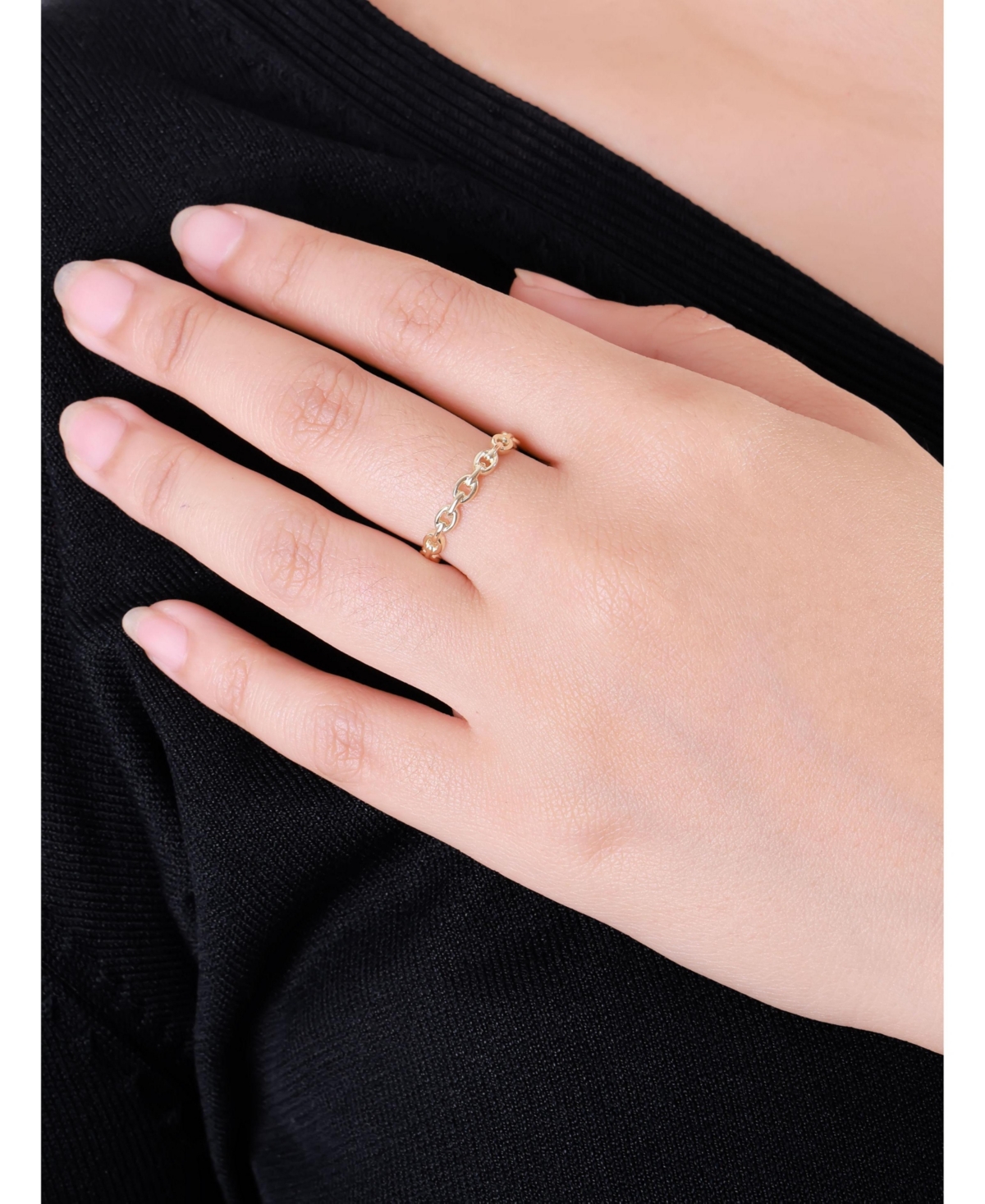 Devata Cable Link Ring in 14K Gold, Size 6, approx. 1.5 grams.