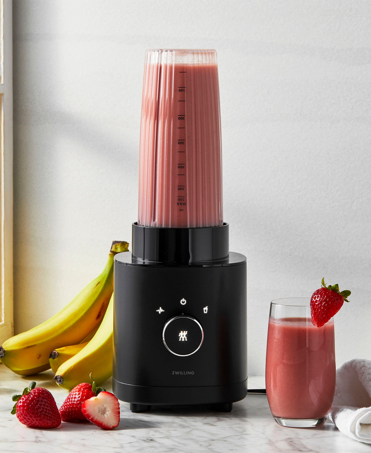 Zwilling Enfinigy 500-watt Personal Blender, Black In Black