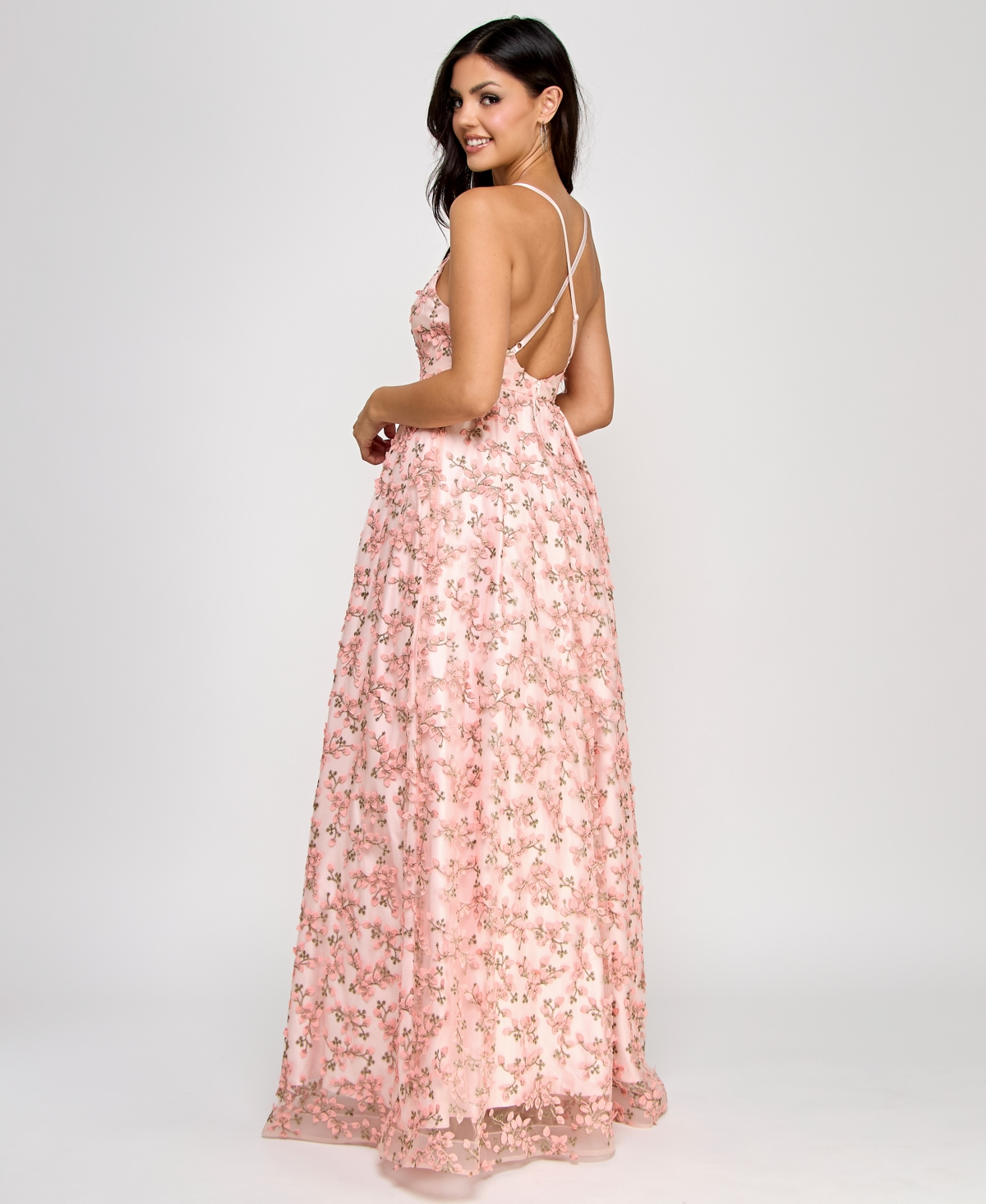 BCX JUNIORS' 3D FLORAL DEEP V-NECK OPEN-BACK GOWN, CREATED FOR MACY'S 