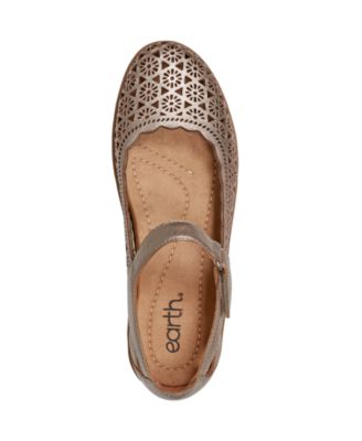 Women's Lady Perforated Mary Jane Flats