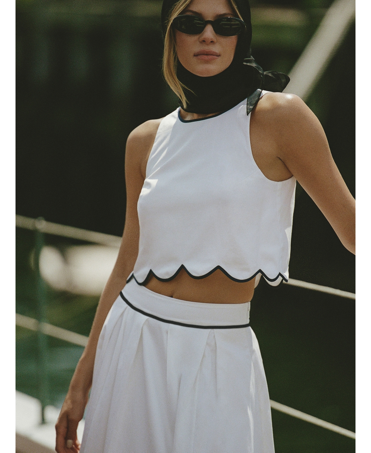 French Connection Alexis Cropped Top In Summer White,marine