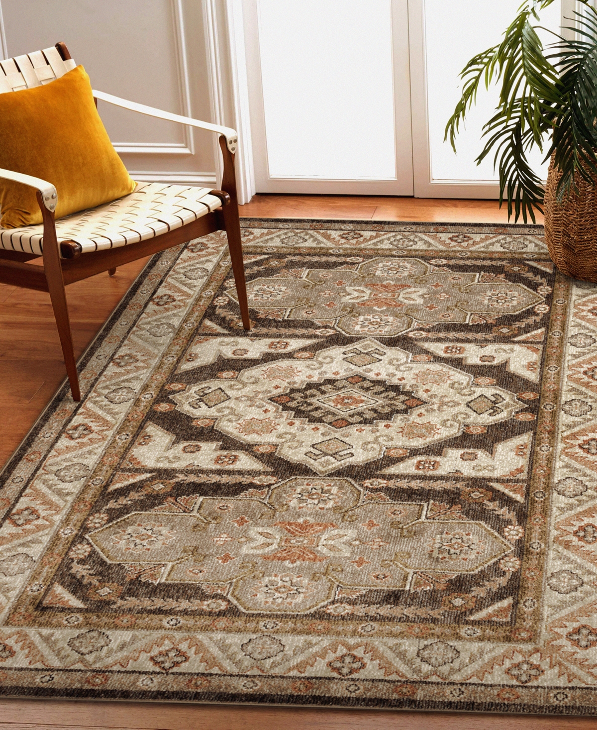 Liora Manne Ariana Floral Medallion 3'3"x4'11" Area Rug In Earth
