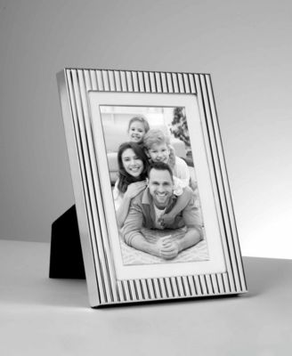 Kelly Metal Picture Frame, 5" x 7"