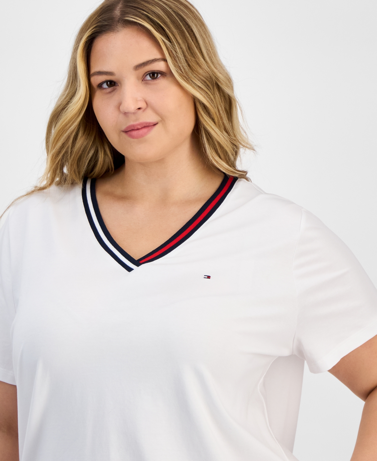 TOMMY HILFIGER PLUS SIZE CONTRAST TRIM V-NECK TOP 