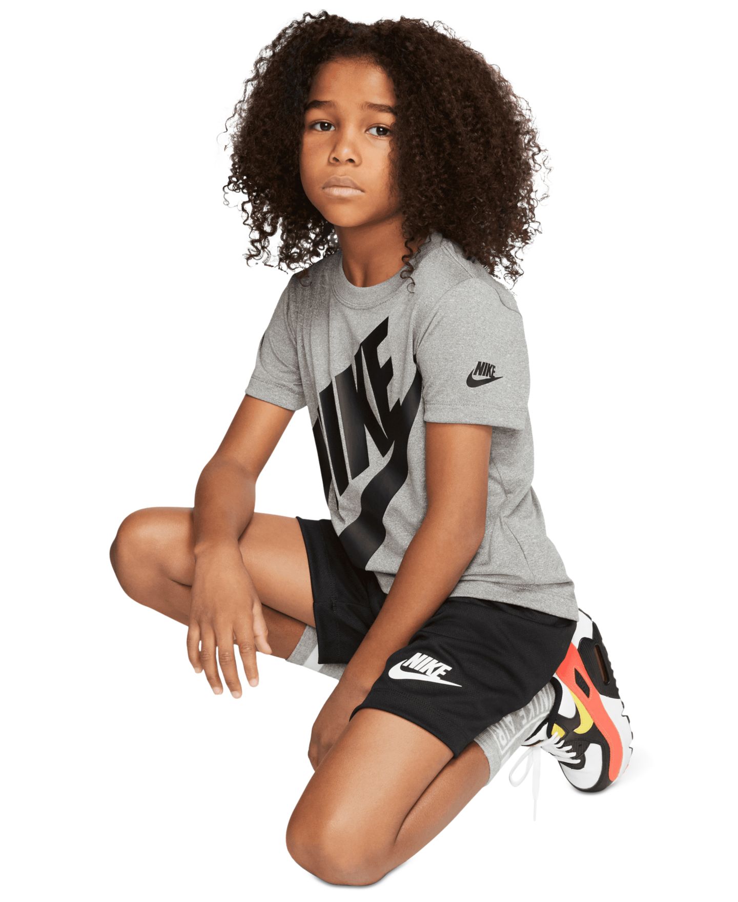 Nike Boys' 4-7 Futura Short-Sleeve T-Shirt and Shorts, 2-Piece Set, цвет: Чёрный — фото 2