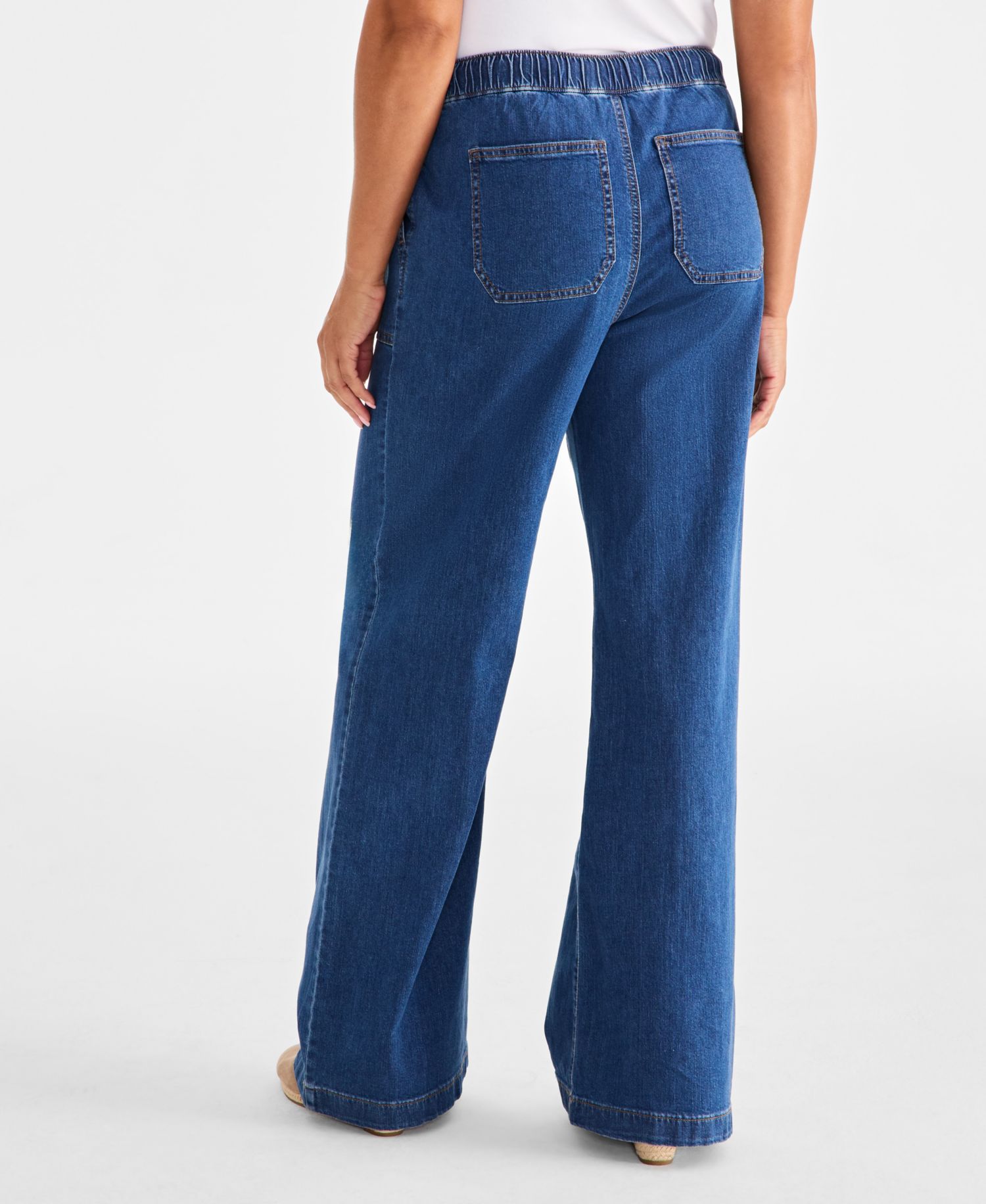 Petite Wide-Leg Pull-On Jeans