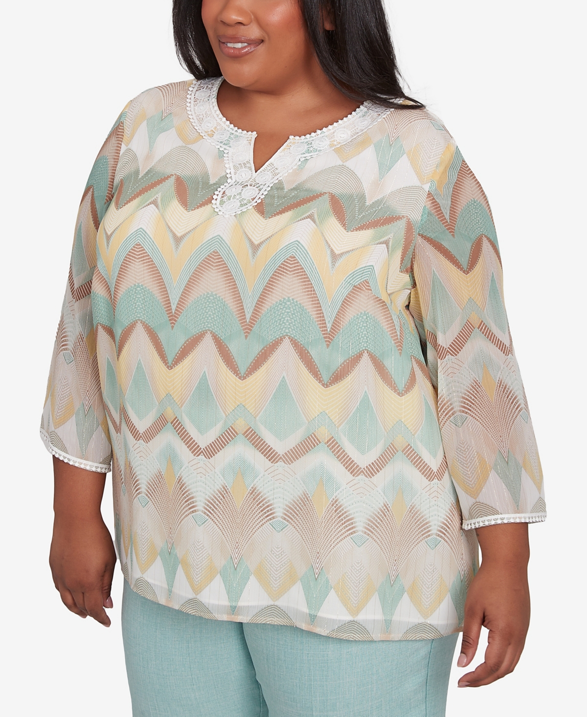Alfred Dunner Plus Size Kensington Gardens Garden Chevron Textured Top In Neutral Multi
