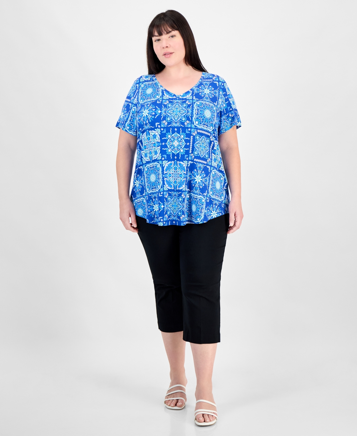 JM COLLECTION PLUS SIZE V-NECK SHORT-SLEEVE TOP, EXCLUSIVELY AT MACY'S 