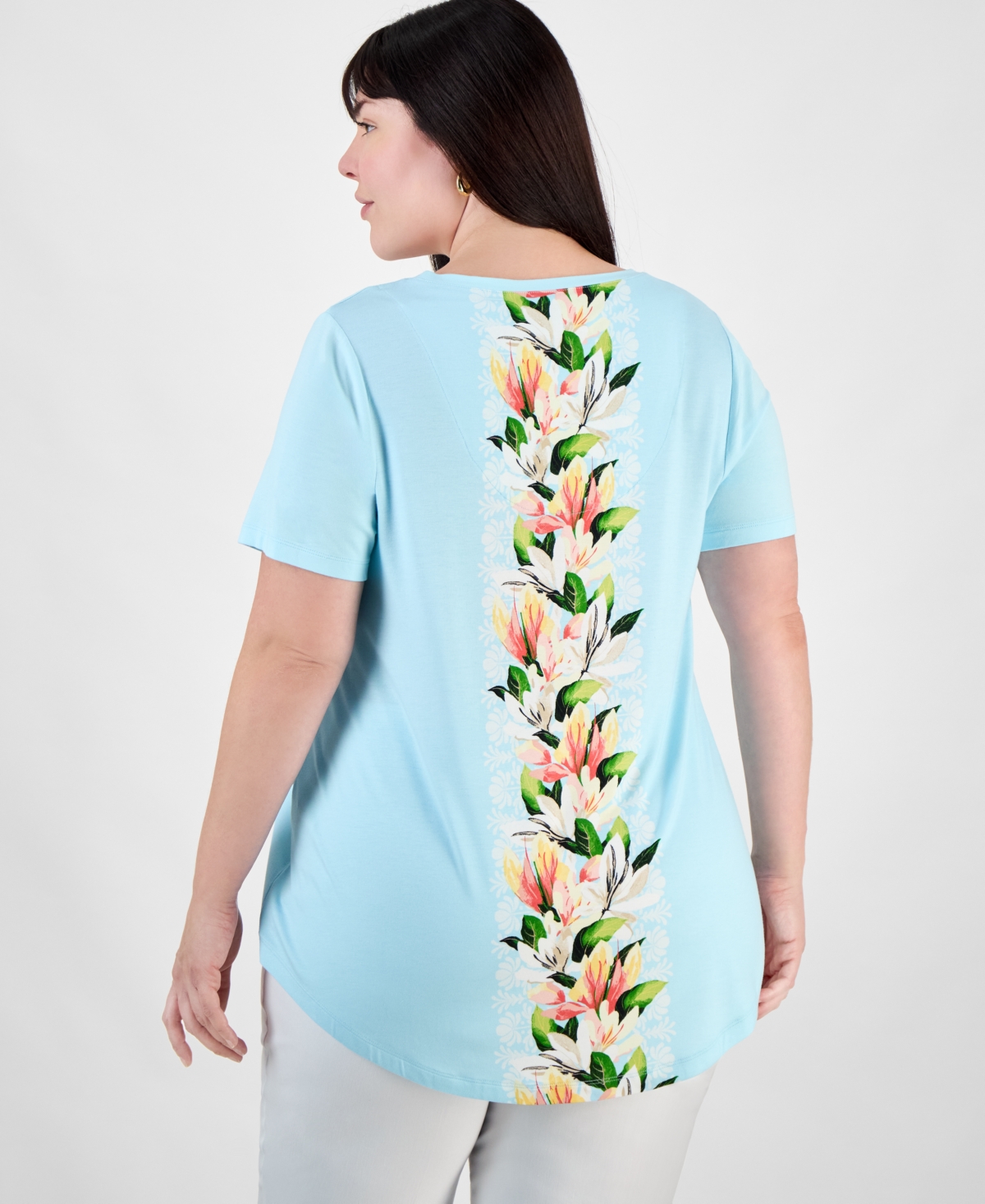 JM COLLECTION PLUS SIZE V-NECK SHORT-SLEEVE TOP, EXCLUSIVELY AT MACY'S 