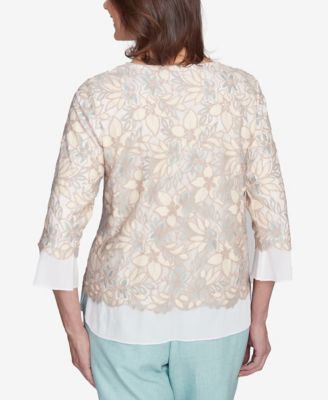 Women's Kensington Gardens Floral Lace Woven Trim Top with Necklace