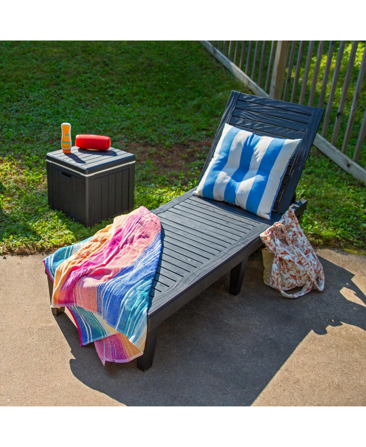 5-Position Adjustable Sun Lounger Polypropylene Resin