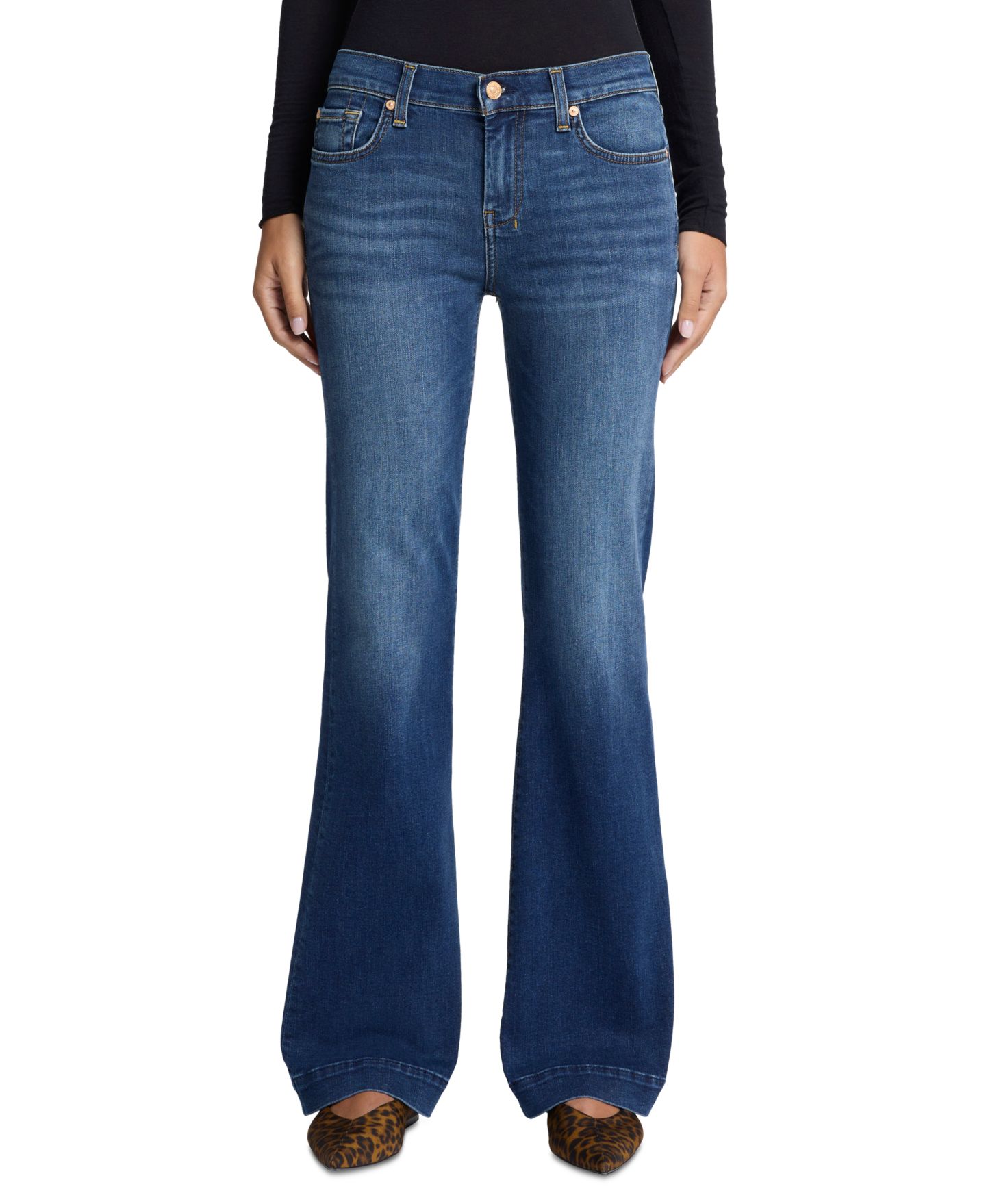 Женские джинсы 7 For All Mankind Dojo Tailorless Mid-Rise Flare Slim Illusion, цвет: Cambridge — фото 4