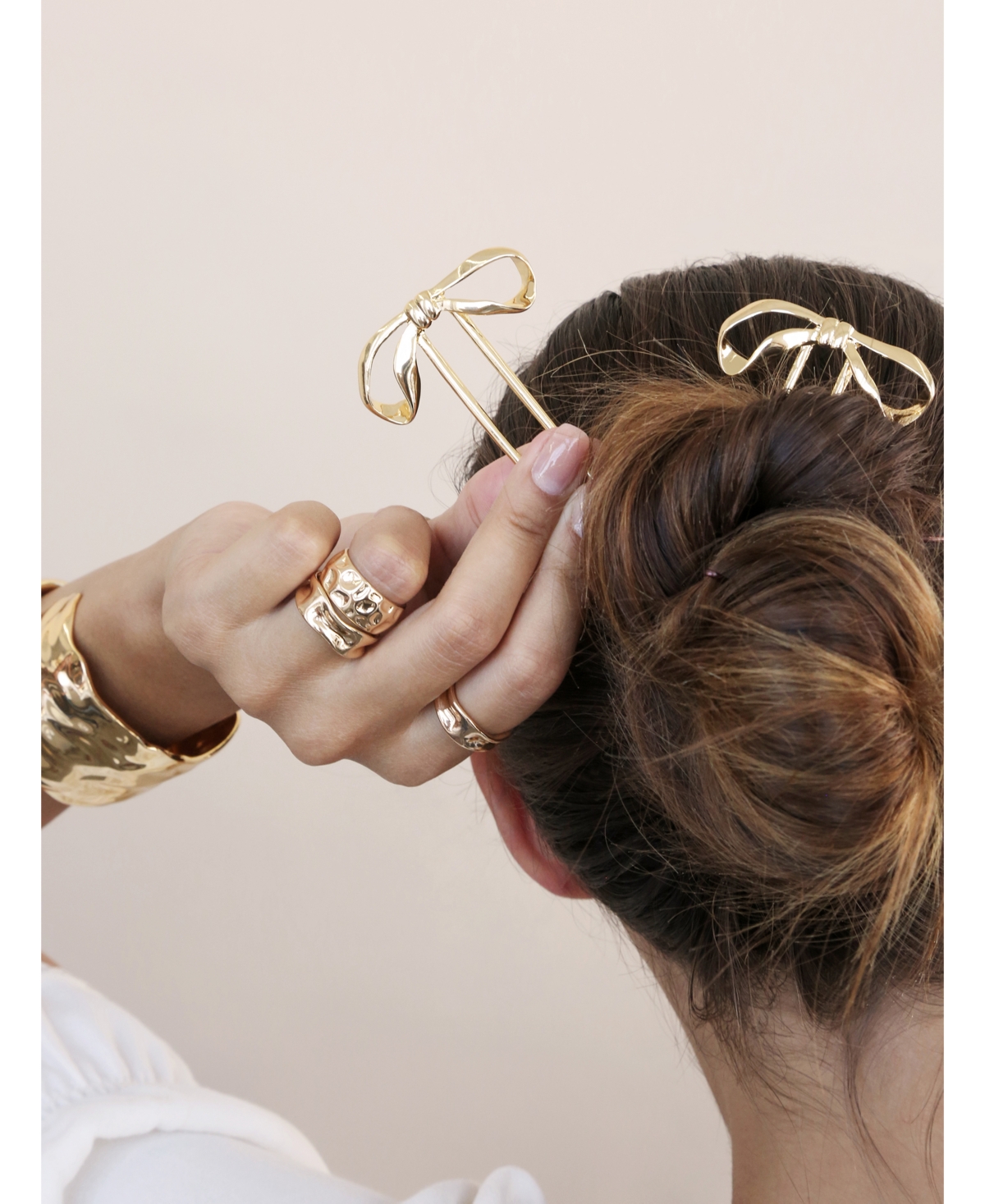 Ettika Organica Bow Hair Pin In Gold Tone In Gold