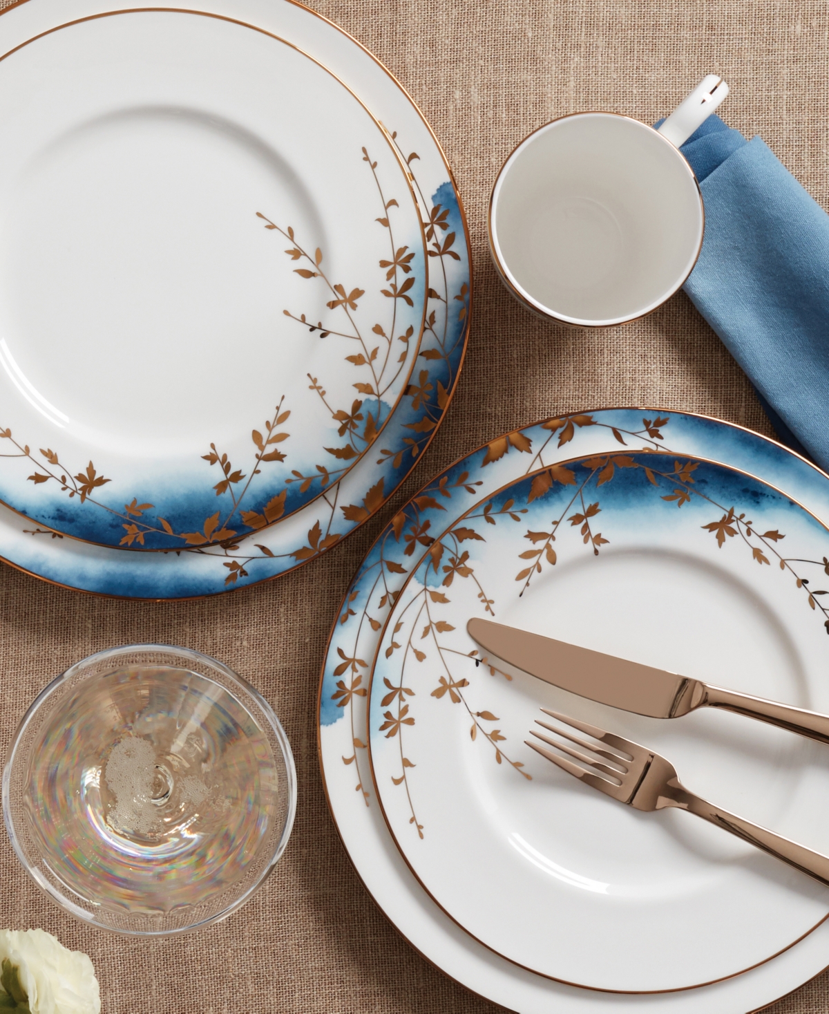 Lenox Highgrove Park Accent Plate In Wht,indigo,gold