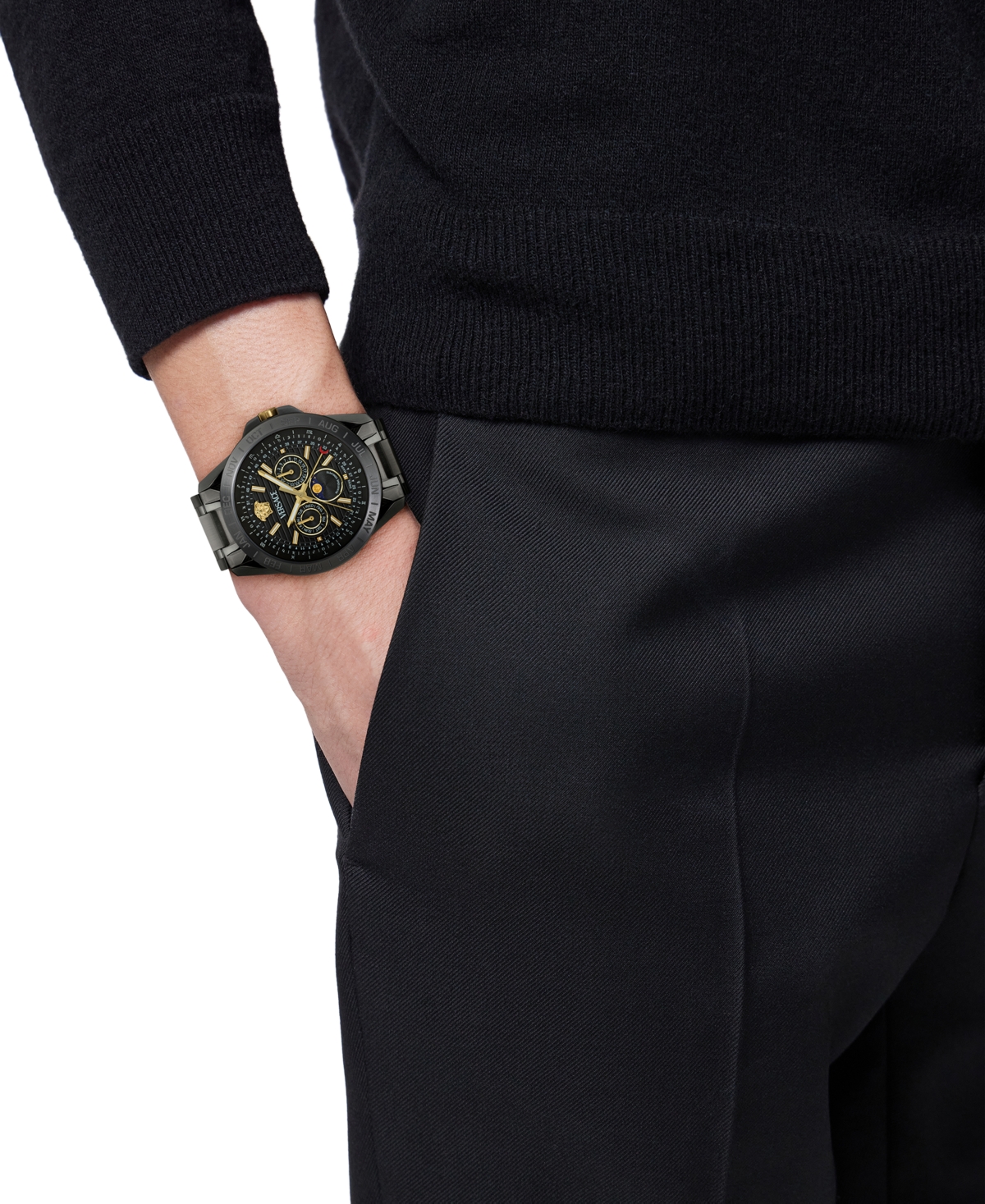 Versace Men's Swiss V-galaxy Moonphase Gunmetal Ion Plated Bracelet Watch 43mm In Gun